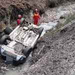 FOTO Tragedie Un barbat si a pierdut viata dupa ce a cazut cu masina intr o prapastie
