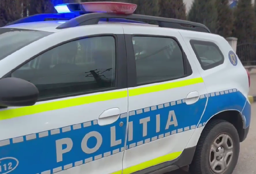 Sofer din Botosani scos din masina de politisti si retinut Cat de mult a consumat alcool inainte de a conduce