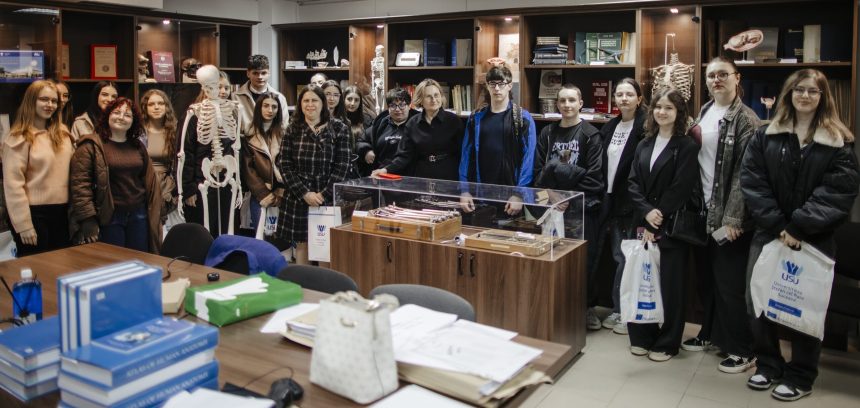 Trei elevi din Botosani recompensati la Concursul Student pentru o zi organizat de USV