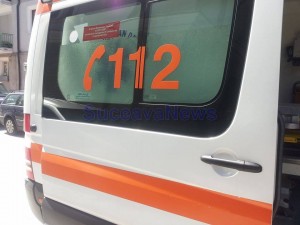 socant o adolescente a cazut de la etajul 5 al unui bloc si a fost transportata in coma la spital