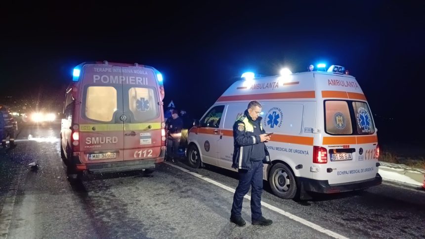 Botosanean lovit de o masina la iesirea dintr un magazin A fost transportat la spital