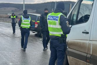 Controale ale poliiei n dou localiti din judeul Botosani Ce anume au urmrit oamenii legii