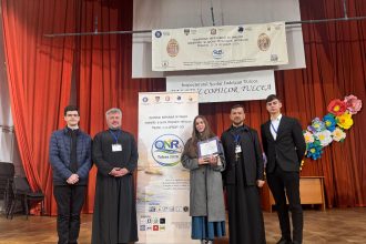 FOTO Oferindu le cinste Premiile castigate de elevii din Botosani la Olimpiada Nationala de Religie