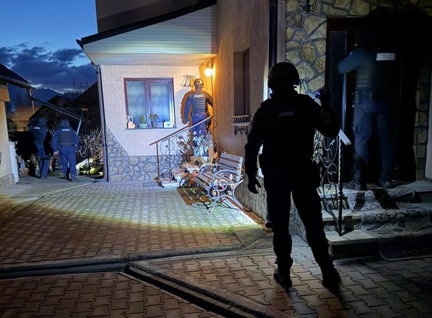 FOTO Perchezitii la un ocol silvic Seful ocolului tinta a descinderilor