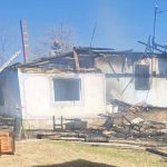 Familia cu trei copii din judetul Botosani care a ramas fara casa din cauza unui incendiu va primi o locuinta modulara