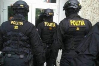 Furturi din mai multe societati din Botosani Perchezitii la locuinta iubitei suspectului