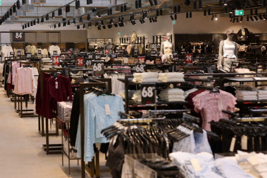 New Yorker se extinde la Botosani Shopping Center Mai mult spatiu mai mult fashion mai mult stil