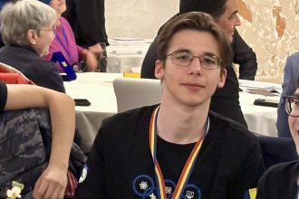 Performanta deosebita pentru fiul unui medic din Botosani a castigat medalia de argint la Olimpiada Nationala de Matematica