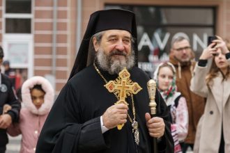 Prea Sfintitul Nichifor Botosaneanul va oficia slujba de Inviere la o biserica din municipiul Botosani