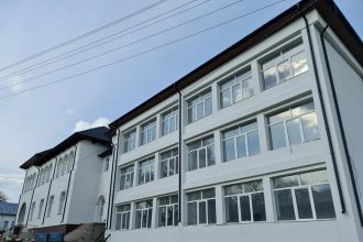 Recrutari la un liceu din judetul Botosani Doua pozitii disponibile pentru concurs