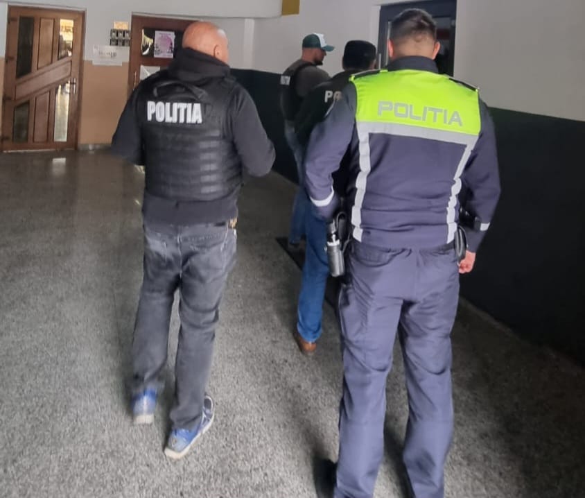Tanar indraznet Un botosanean a fost retinut de politisti dupa o plimbare cu automobilul