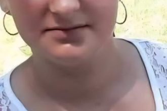 Tanara de 26 de ani din Botosani data in urmrire de policie Sunati la 112 daca ati vzut o pe Ramona