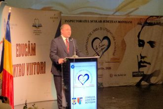 VIDEO Ministrul Educatiei la Botosani Nu este o criza in educatie Sunt aspecte care necesita schimbare