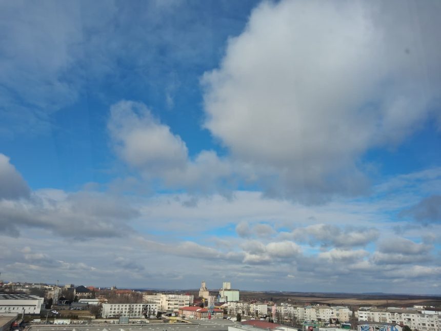 Vreme varibil n urmatoarele doua saptamani Ce prevad meteorologii