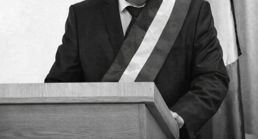 doliul in administratie unul dintre cei mai durabili primari a incetat din via