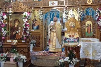 hram la o biserica din municipiul botosani credinciosii sunt invitati la rugaciune