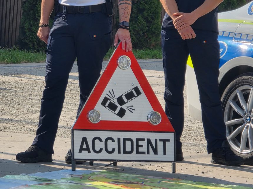 Accident intr o comuna din Botosani Un sofer baut a uitat sa traga frana de mana iar incidentul s a produs