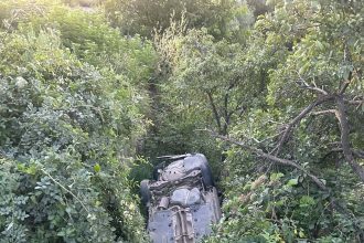 FOTO Accident Trei tineri din Botosani sau rasturnat cu autoturismul