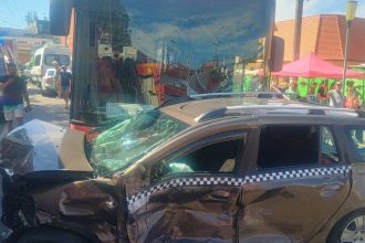 FOTO Accident cu 12 masini si un autobuz Soferul autobuzului avea alcoolemie