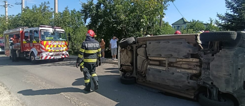 FOTO Accident cu cinci raniti dintre care trei sunt copii