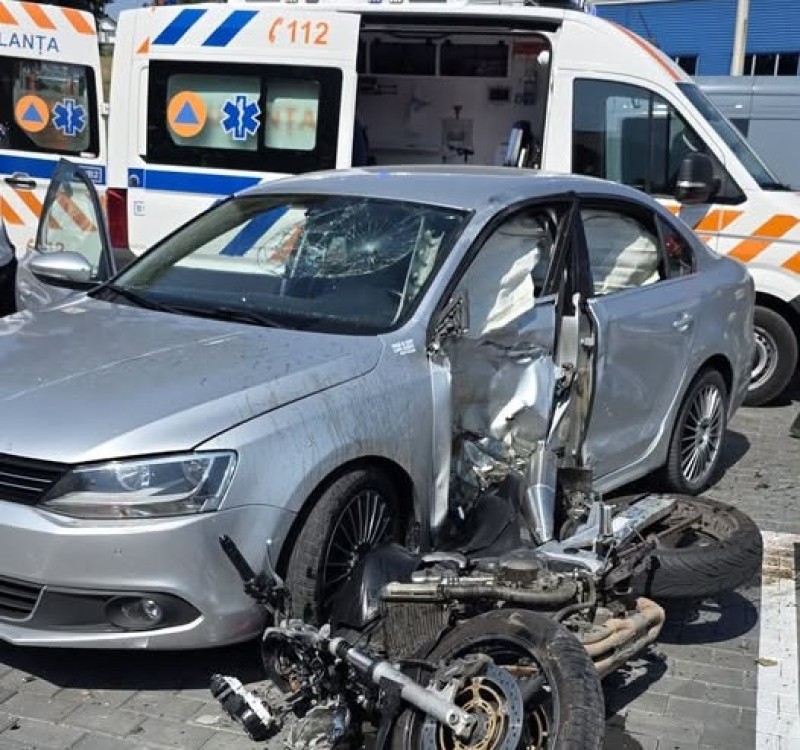 FOTO Accident pe drumul Botosani Suceava Un tanar de 23 de ani si a pierdut viata
