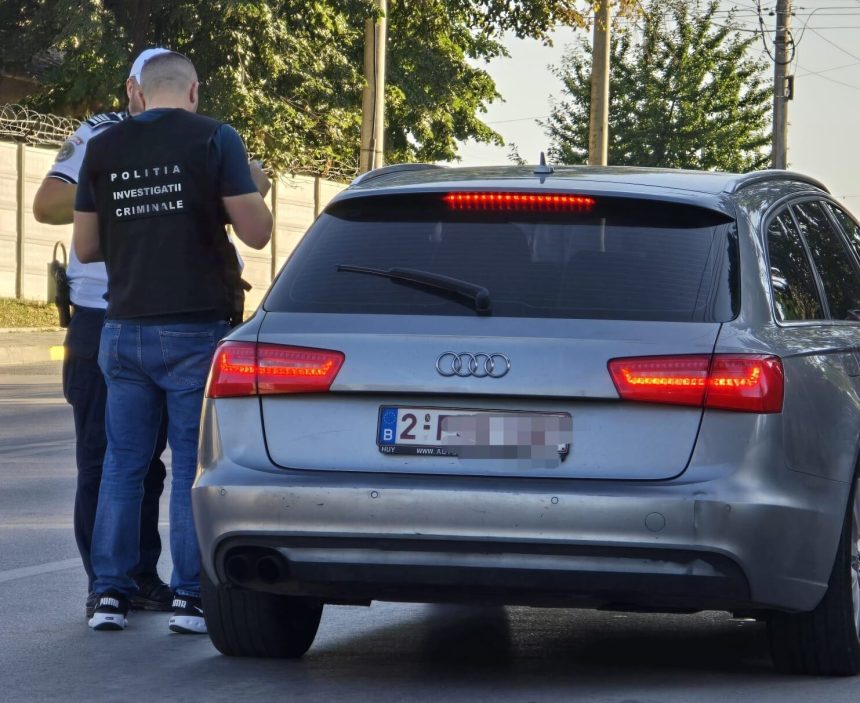 FOTO Aproape 200 de masini inmatriculate in strainatate oprite de politisti pe strazile din Botosani Descopera motivul
