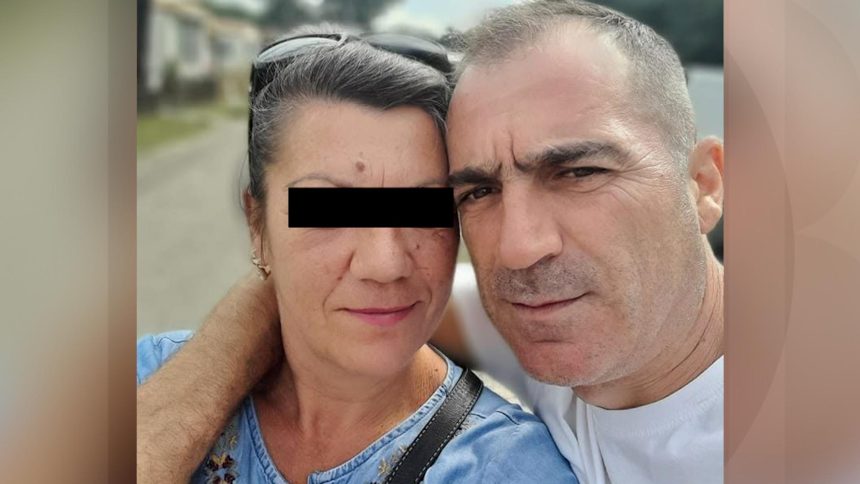 FOTO Barbatul descoperit ingropat intr o curte la Botosani a fost injunghiat in inima Concubina sa se afla printre suspecti