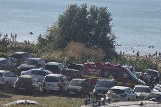 FOTO La un pas de tragedie O femeie din Botosani care s a dus sa se scalde in Prut a fost la un pas de inec A fost resuscitata si salvata