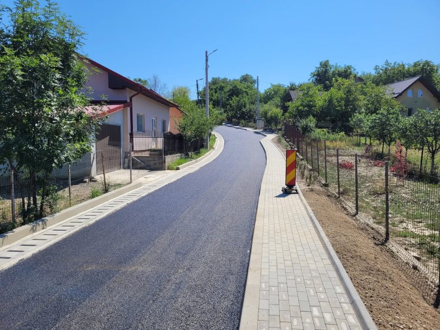 FOTO O noua strada din municipiul Botosani a fost reabilitata complet scapand de piatra si gropi