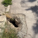 FOTO Omitere sau indiferenta Strada abandonata de primarie care imparte Botosaniul in doua Pune in pericol siguranta cetatenilor