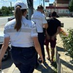 FOTO Raids in Centrul Istoric ANL Cismea si la Piata Centrala 200 de persoane interogate de fortele de ordine