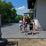 FOTO VIDEO Campanie de solidaritate pentru o familie cu opt copii din judetul Botosani