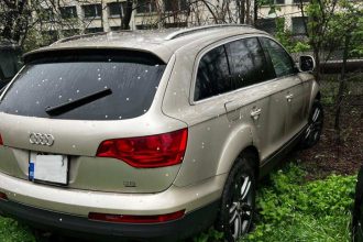 Finantele Publice din Botosani scot la vanzare un Audi Q7 la pretul de 20500 de lei