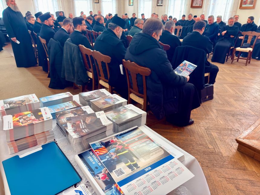 Maraton de evenimente religioase in Botosani Dorohoi si Saveni Ce teme discuta preotii din zona
