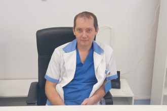 Medicul de la Mavromati care a salvat un bebelus printr o interventie in premiera Mam simtit ca la Cluj daca ma credeti