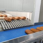 Nereguli grave in fabricile de paine si carne din Botosani angajati fara contracte si in conditii de nesiguranta