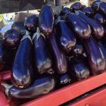 O vanzatoare din Piata Centrala din Botosani ia cuvantul si dezvaluie capcanele de la tarabe Daca un produs este suspect de ieftin fiti atenti la cantar