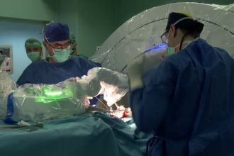 Operatie fara precedent la Spitalul Judeean Botosani Medicul care a realizat minuni salvand un nou nascut
