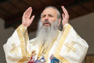 PS Teofan va fi din nou alaturi de credinciosii din judetul Botosani pentru a sfinti casa praznica la capela mortuara si troia unei parohii