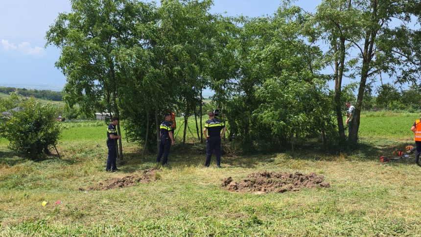 Procurorii din Botosani investigheaza un caz de omor dupa ce un barbat a fost gasit ngropat in curte