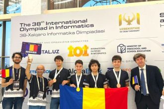 Profesorul din Botosani care a plasat lotul Romaniei de informatica in elita mondiala Adrian Panaete distins pentru contributia sa