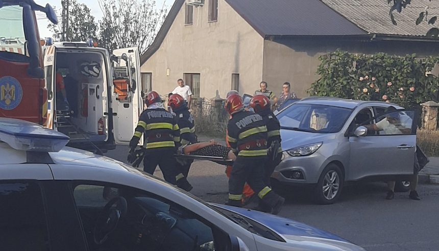 Soferul implicat in accidentul de aseara de la Darabani are 25 de ani Doua persoane au fost transportate la spital