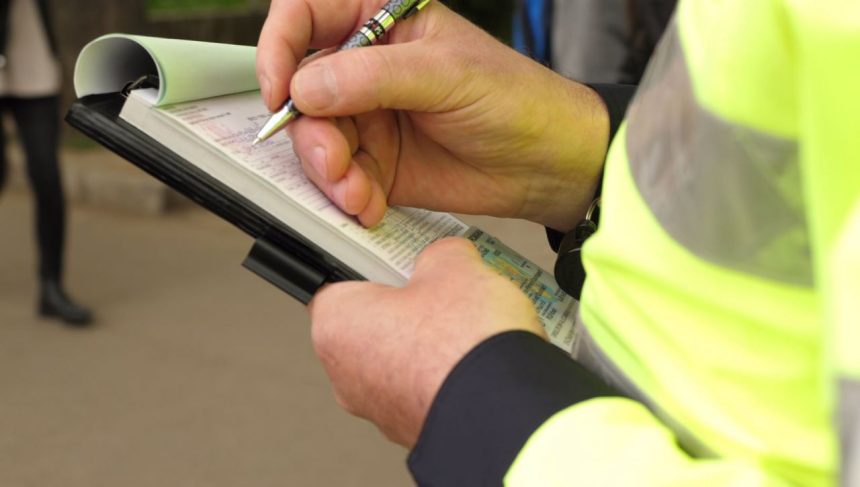 Tanar de 19 ani sancionat pentru transport ilegal de lemne