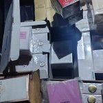 Tanar din Botosani prins cu parfumuri falsificate in valoare de peste 25000 lei