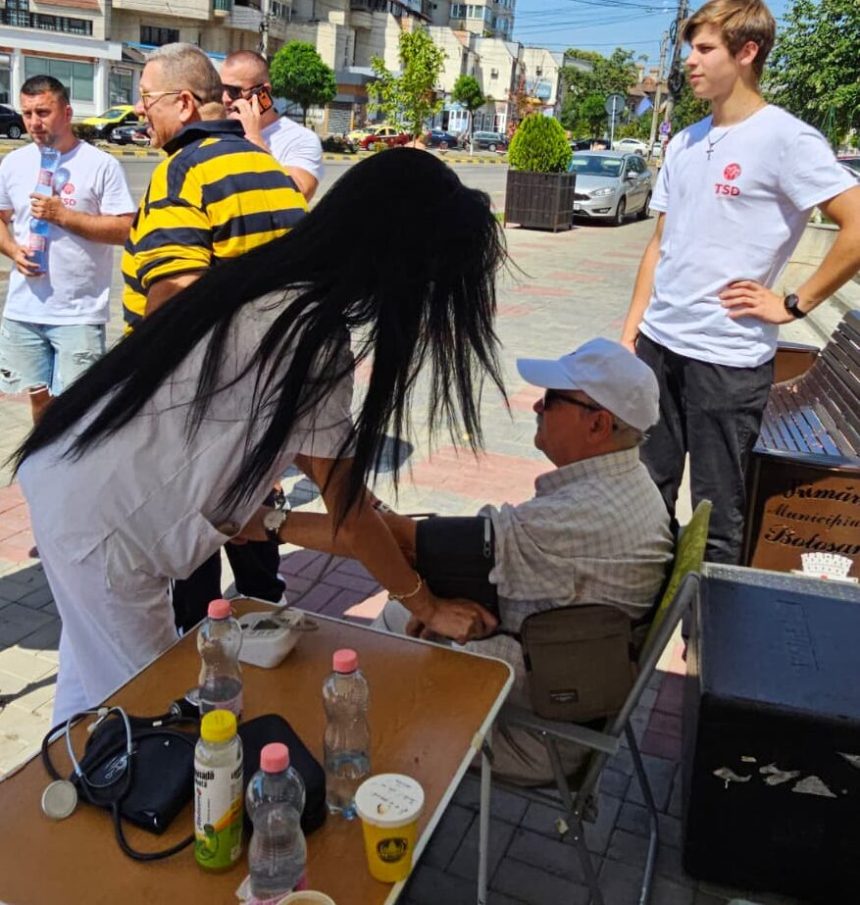 Tinerii social democrati alaturi de botosaneni in zilele de canicula