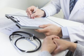 Un medic de familie cunoscut din Botosani se pensioneaza Ce va fi cu pacientii sai