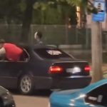 VIDEO Imagini scandalagii pe Bulevardul Mihai Eminescu din Botosani Doi tineri dintr o masina au facut show