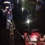 VIDEO Inundatii in municipiul Botosani Apa a patruns in opt gospodarii