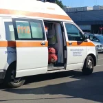 Accident în parcarea unui hipermarket din Botoșani. Tânăr ajuns la spital în stare gravă