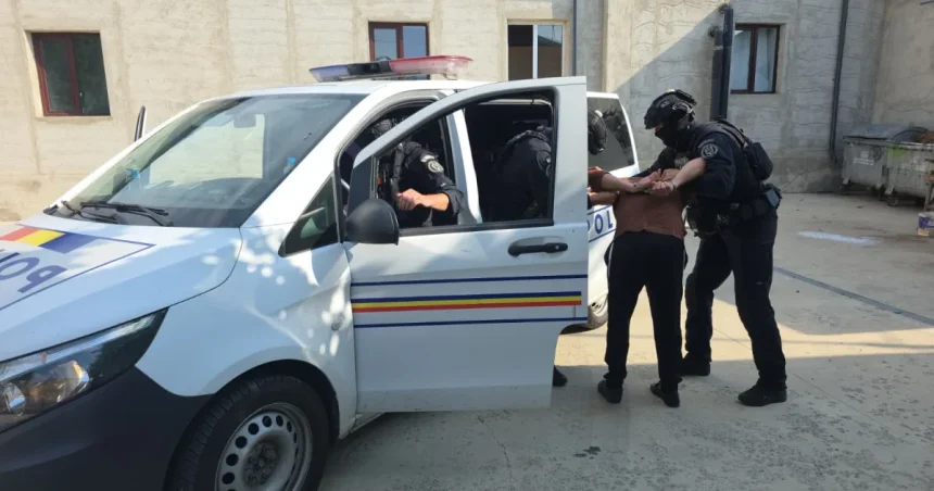 Botoșănean de 58 de ani, oprit de polițiști și reținut. Ce a făcut